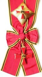 Großes Verdienstkreuz mit Stern und Schulterband (Damenausführung)